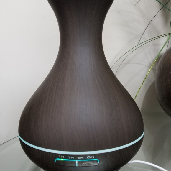 Aroma Diffuser Humidifier - Picture 2 of 2